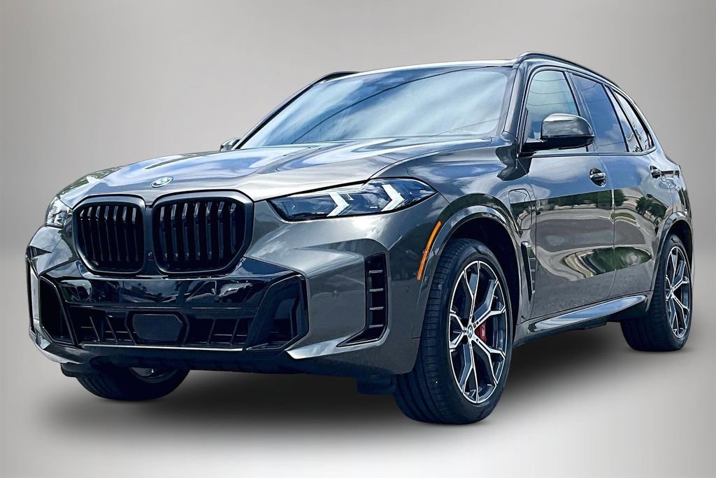New 2026 BMW X5 xDrive50e w/ M Sport Package AWD/4WD image 2