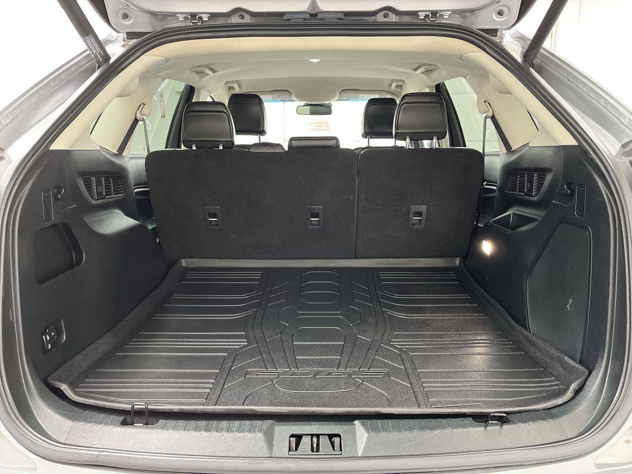 Used 2020 Ford Edge Titanium w/ Cargo Accessory Package AWD/4WD image 30