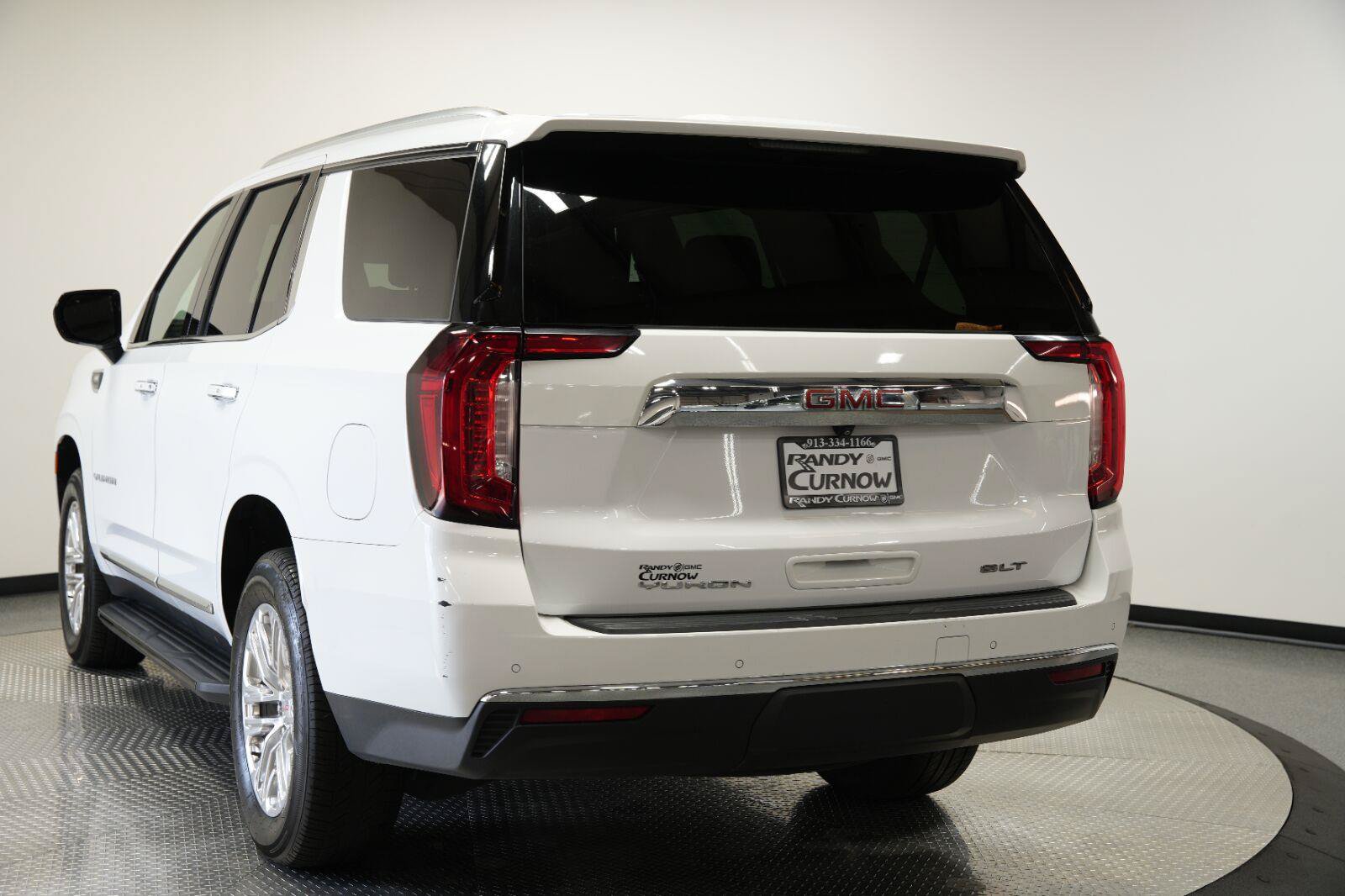Certified 2024 GMC Yukon SLT AWD/4WD image 7