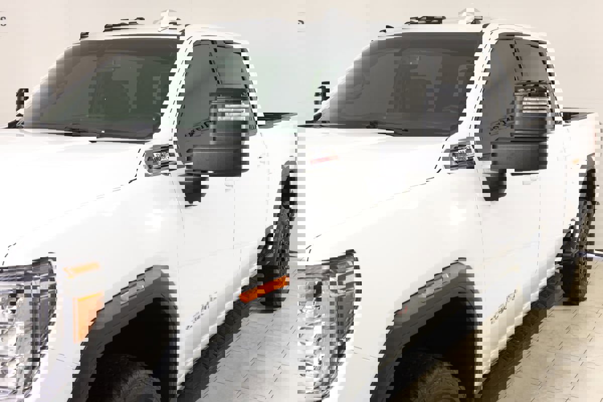 Used 2023 GMC Sierra 2500 AT4 w/ AT4 Preferred Package AWD/4WD image 50