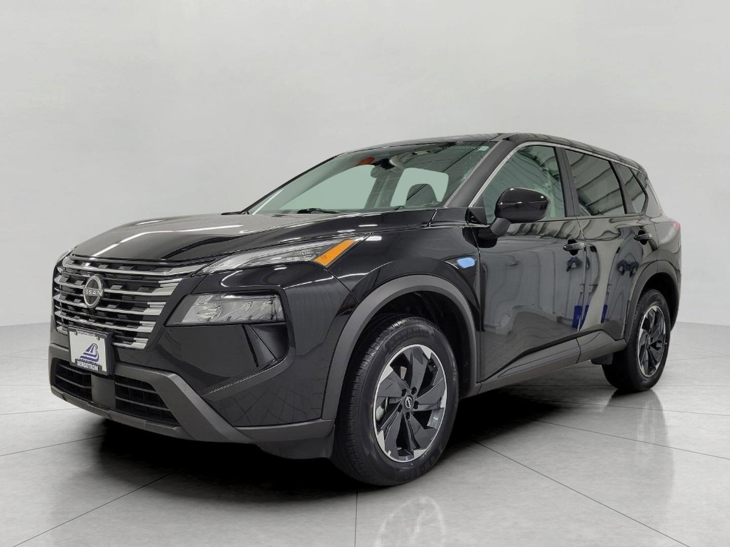 Used 2025 Nissan Rogue SV AWD/4WD image 13