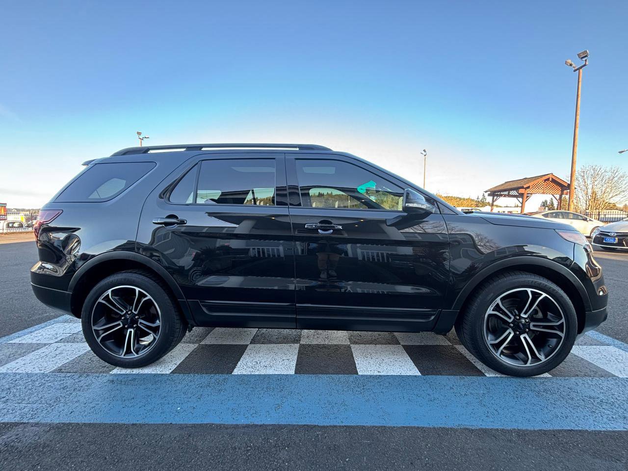 Used 2015 Ford Explorer Sport w/ Equipment Group 401A AWD/4WD image 6