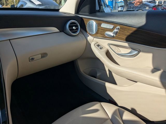 Used 2021 Mercedes-Benz C 300 Sedan image 15