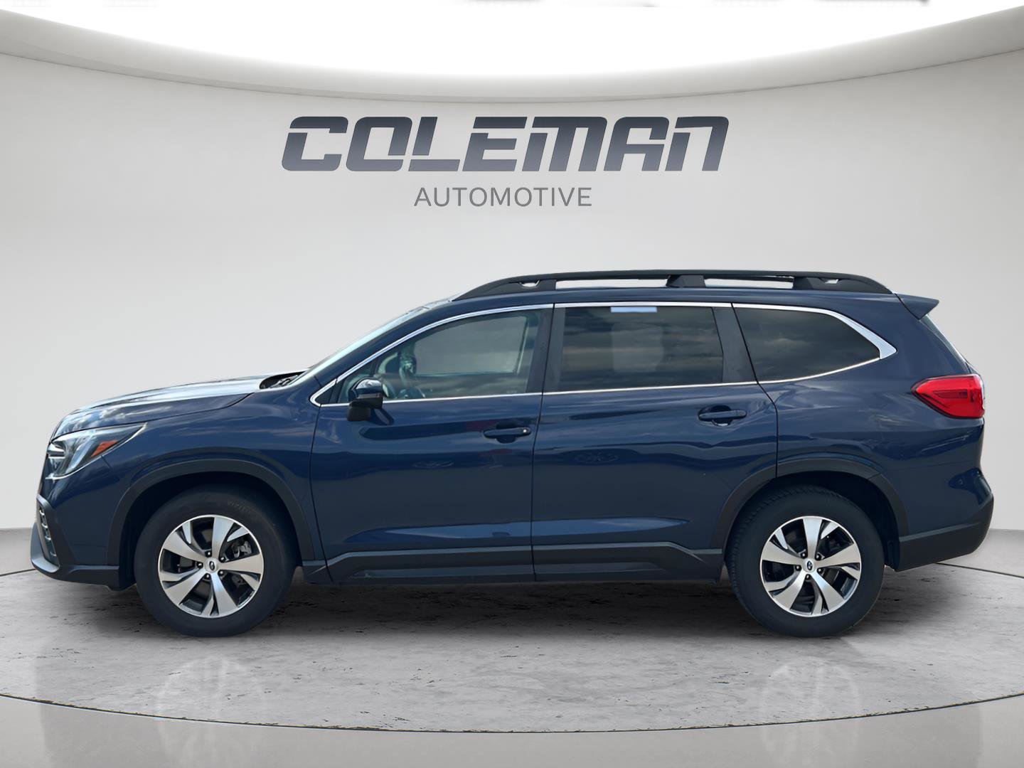 Used 2023 Subaru Ascent Premium w/ Convenience Package AWD/4WD image 5