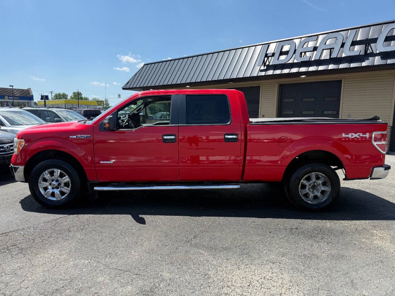 Used 2011 Ford F150 XLT w/ XLT Chrome Pkg AWD/4WD image 8