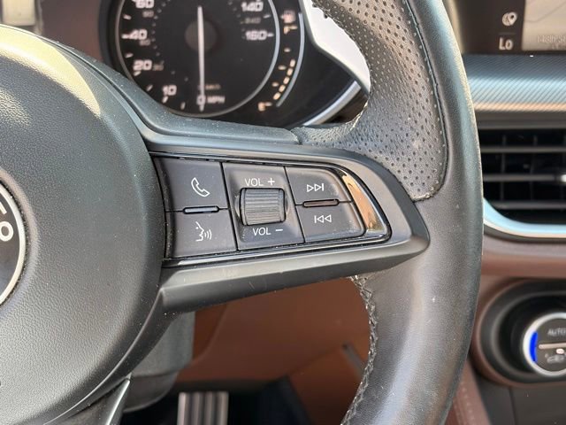 Used 2021 Alfa Romeo Stelvio Ti Sport AWD/4WD image 16