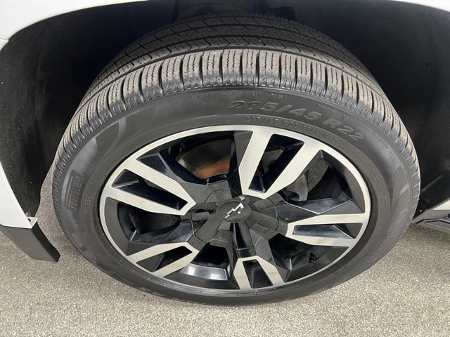 Used 2019 Chevrolet Tahoe Premier w/ RST Edition AWD/4WD image 13