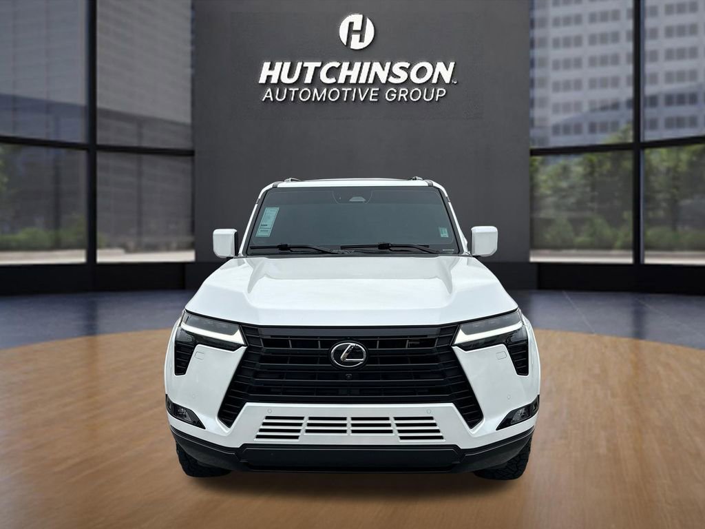 Used 2024 Lexus GX 550 w/ Accessory Package (Z1) image 2