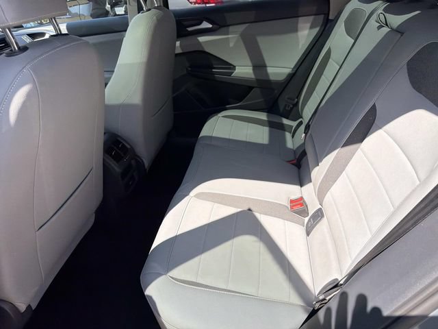Certified 2022 Volkswagen Taos SE w/ Panoramic Sunroof Package FWD image 10