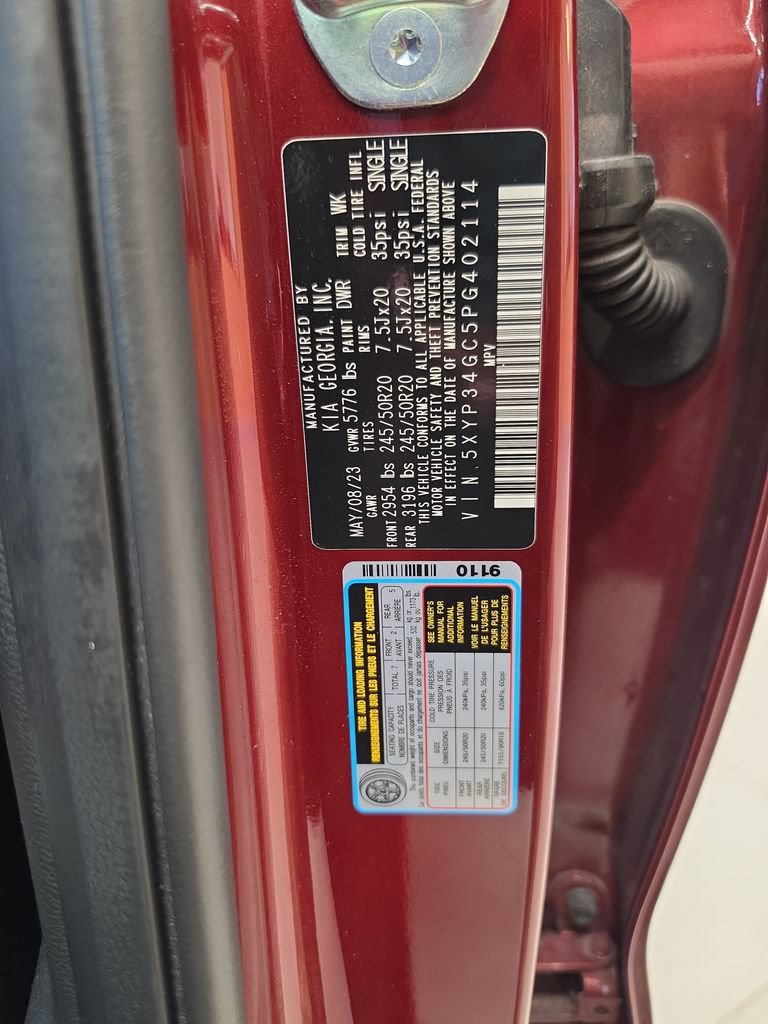 Certified 2023 Kia Telluride EX w/ EX Captain's Chair Package FWD image 42