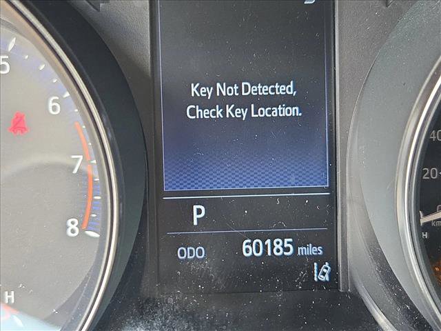Used 2019 Toyota C-HR XLE FWD image 10