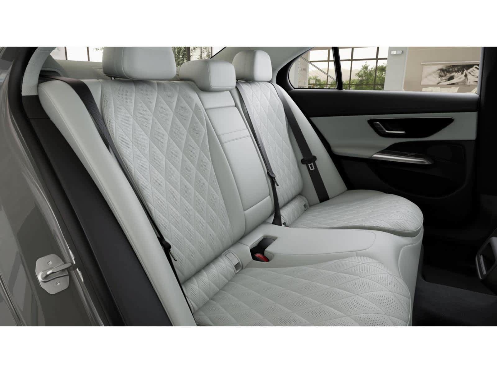 New 2027 Mercedes-Benz E 450 4MATIC Sedan image 5
