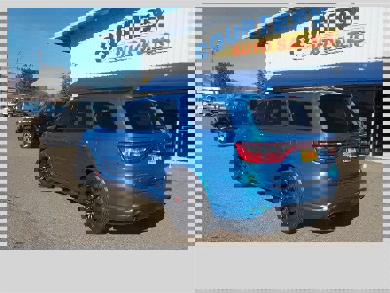 Used 2018 Dodge Durango SRT w/ SRT Interior Appearance Group image 5