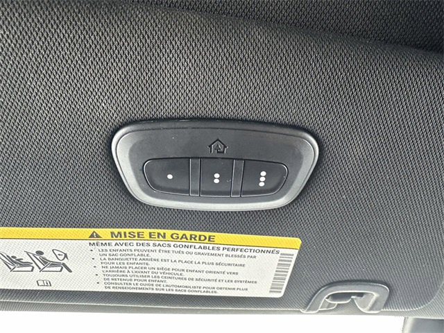 Used 2021 Chrysler Pacifica Touring-L w/ Uconnect Theater Family Group image 52