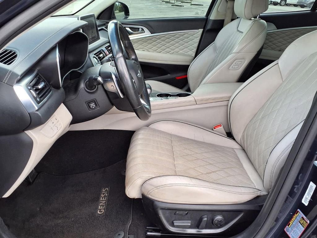 Used 2019 Genesis G70 2.0T Advanced w/ Dynamic Package image 24