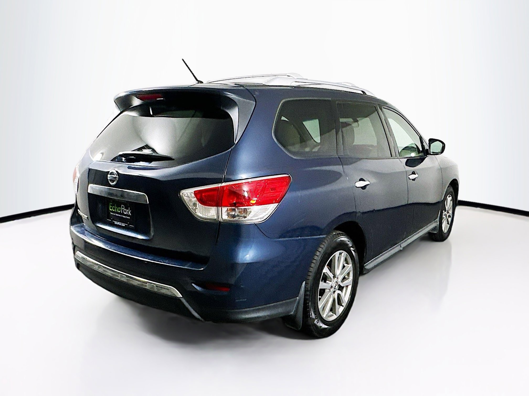 Used 2016 Nissan Pathfinder S image 9