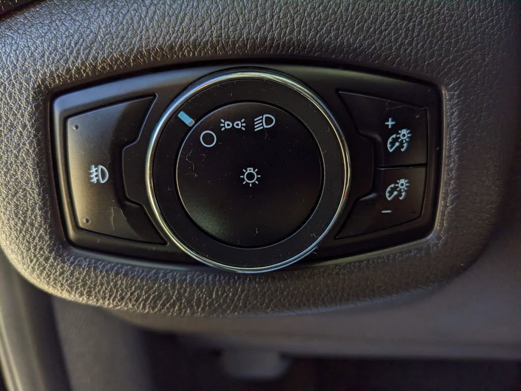 Used 2015 Ford Transit Connect XLT FWD image 13