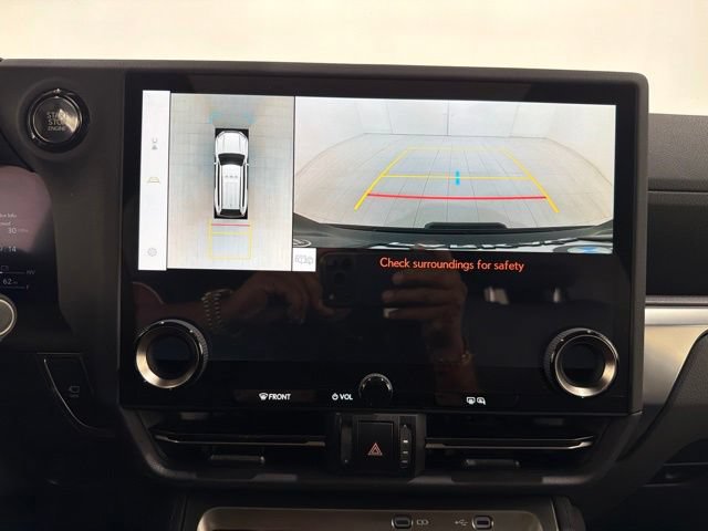 Used 2025 Lexus GX 550 w/ Accessory Package (2T) AWD/4WD image 50