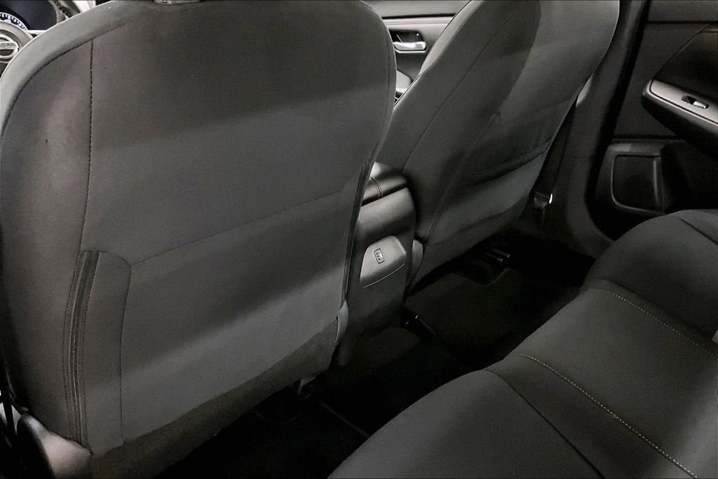 Used 2023 Nissan Sentra SR w/ Electronics Package FWD image 10