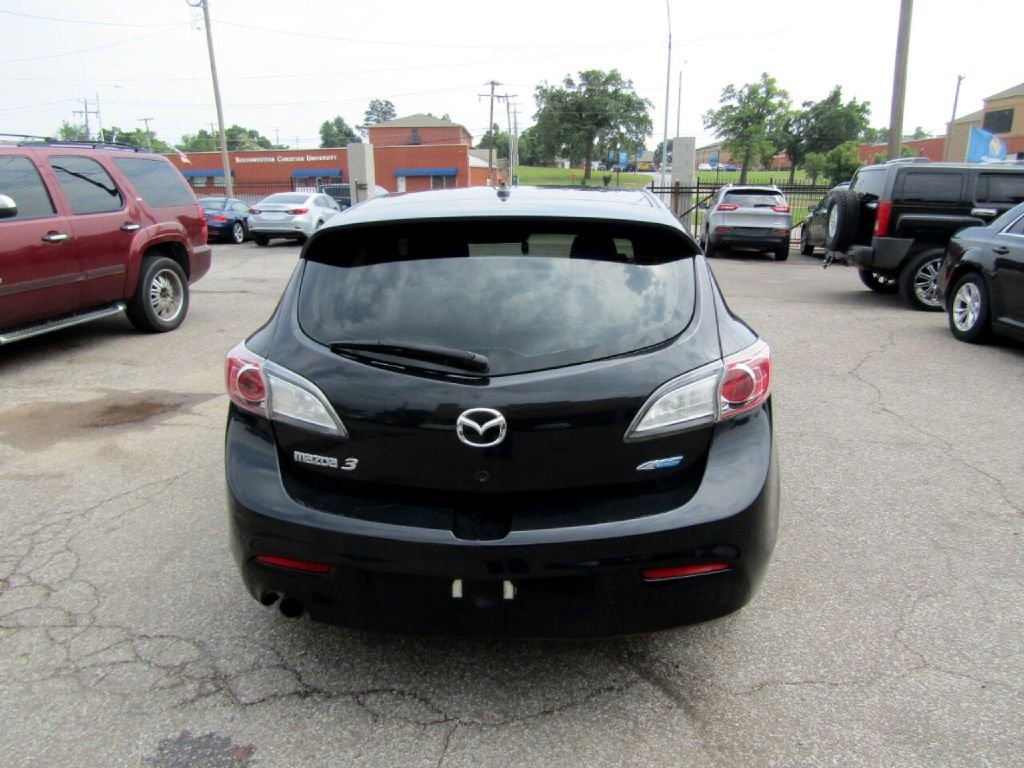 Used 2012 MAZDA MAZDA3 i Touring image 5