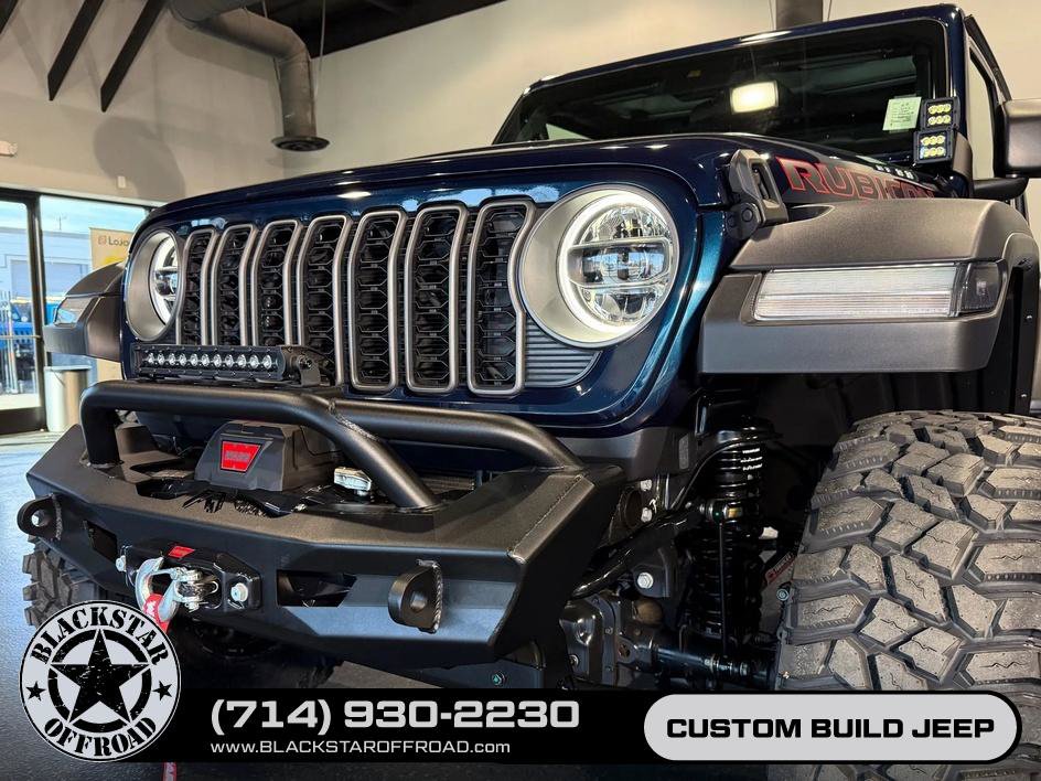 Used 2025 Jeep Wrangler Unlimited Rubicon AWD/4WD image 5
