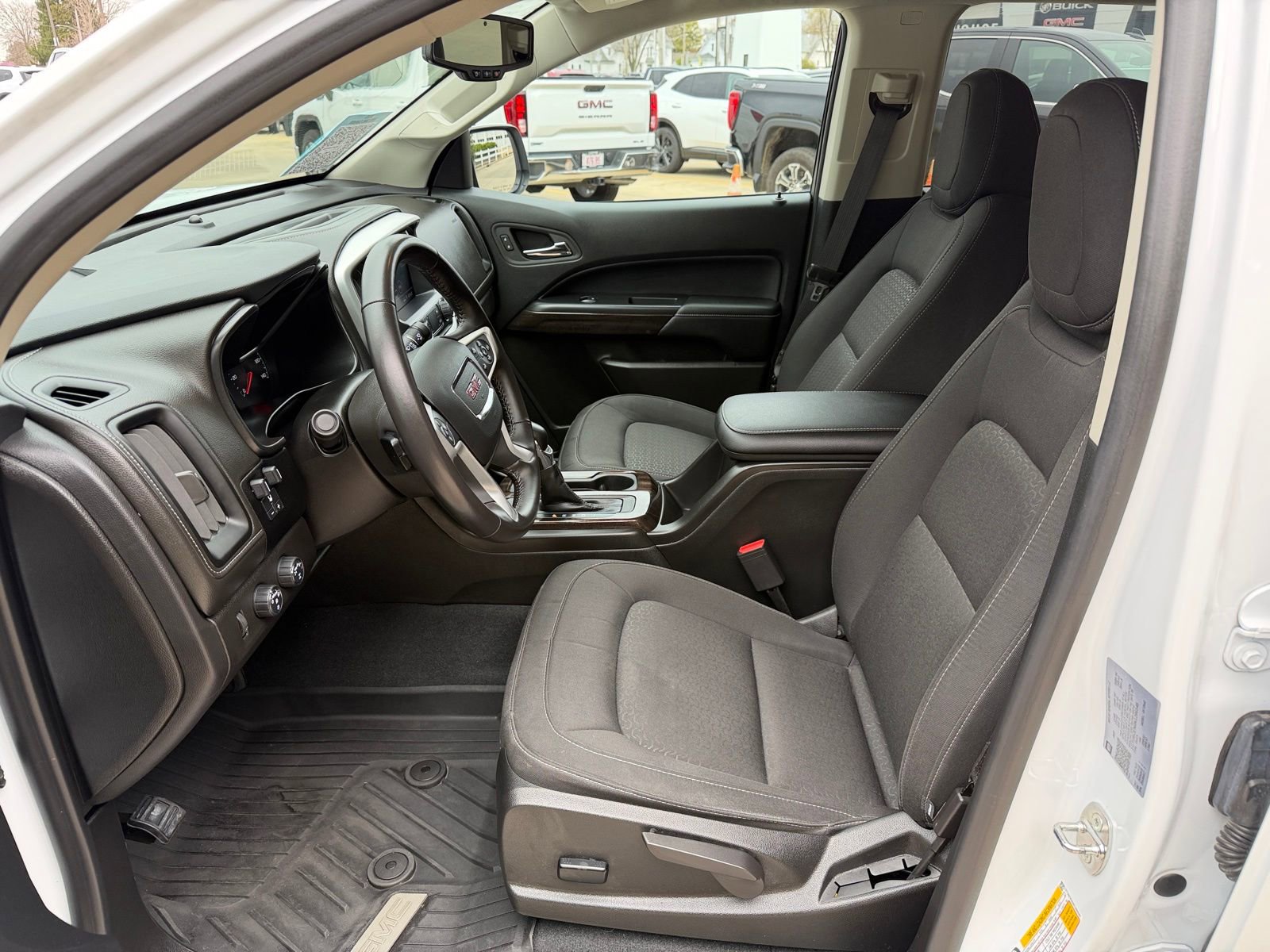 Used 2022 GMC Canyon Elevation w/ Trailering Package image 10