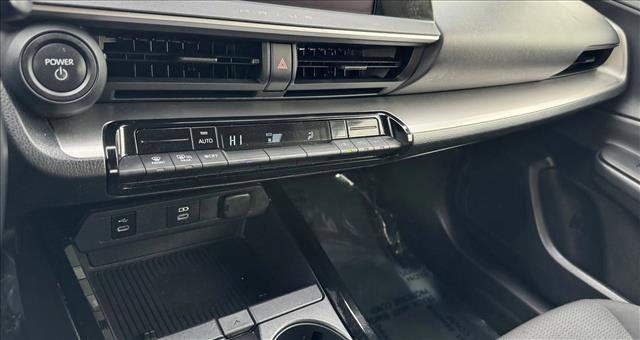 Used 2024 Toyota Prius LE image 15