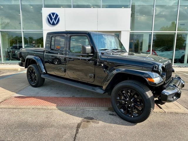 Used 2023 Jeep Gladiator Overland AWD/4WD image 1