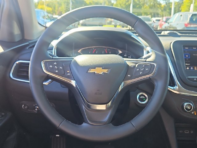 Used 2024 Chevrolet Equinox LT FWD image 14