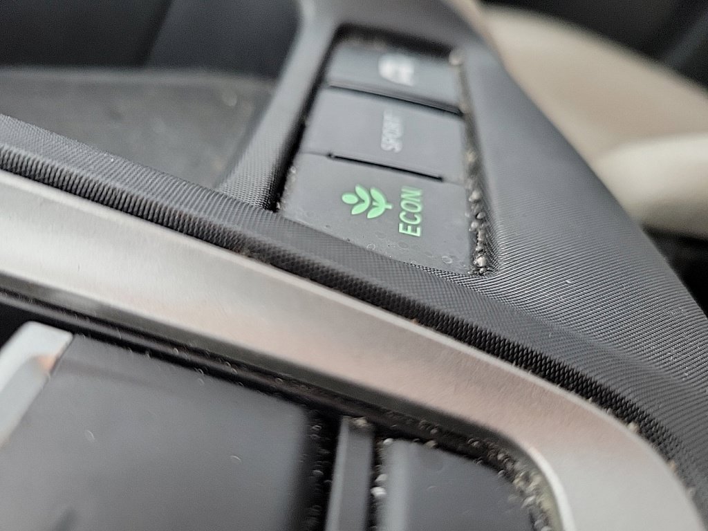Used 2019 Honda Insight Touring image 10