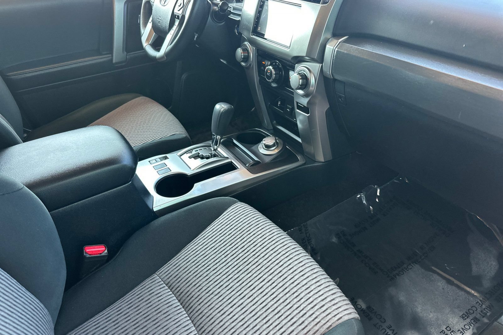 Certified 2024 Toyota 4Runner SR5 AWD/4WD image 19