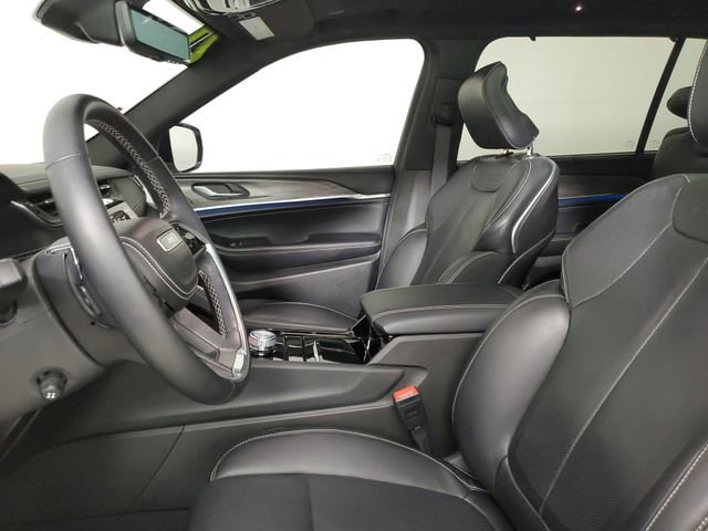 Used 2021 Jeep Grand Cherokee L Overland w/ Luxury Tech Group IV image 23