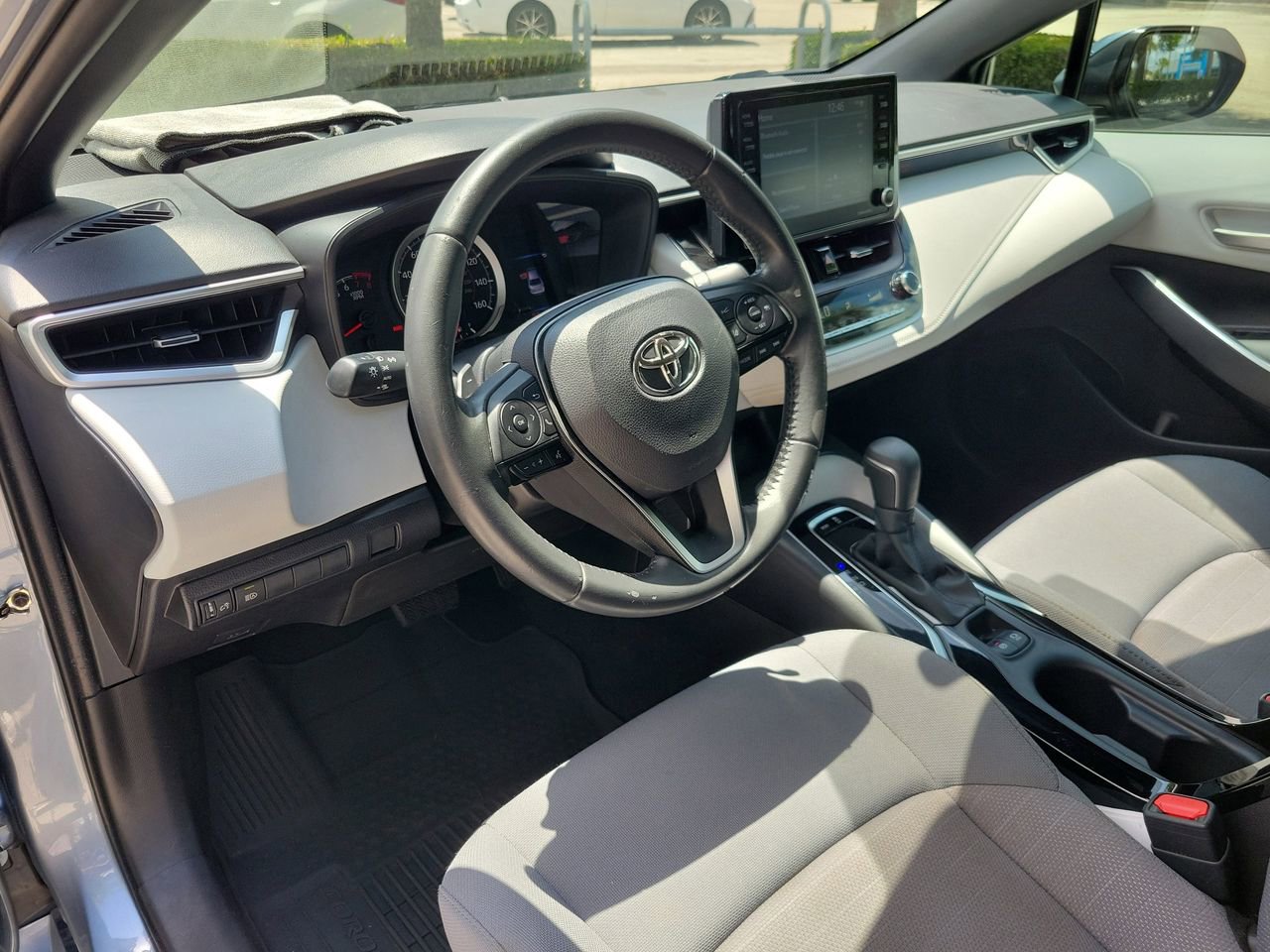 Used 2022 Toyota Corolla SE FWD image 15