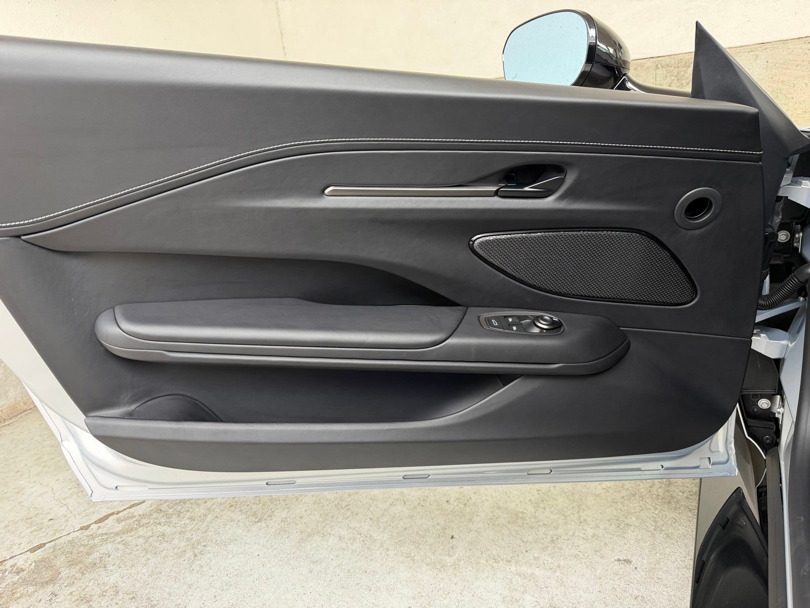 New 2026 Aston Martin V8 Vantage S RWD image 19
