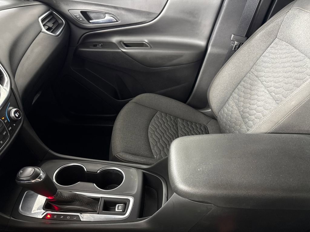 Used 2021 Chevrolet Equinox LT image 18