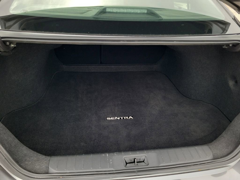 Used 2025 Nissan Sentra S FWD image 9