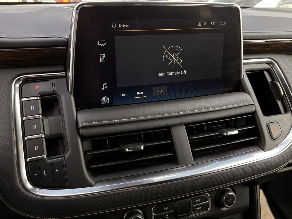 Used 2024 Chevrolet Suburban Premier image 19
