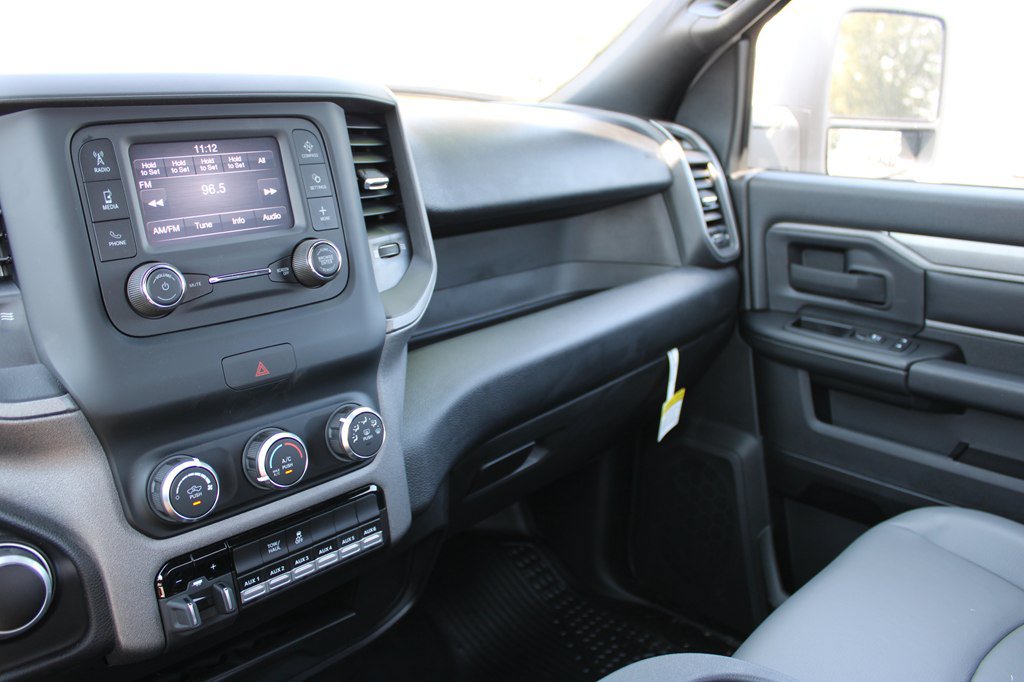 Used 2024 RAM 2500 Tradesman w/ Chrome Appearance Group AWD/4WD image 25