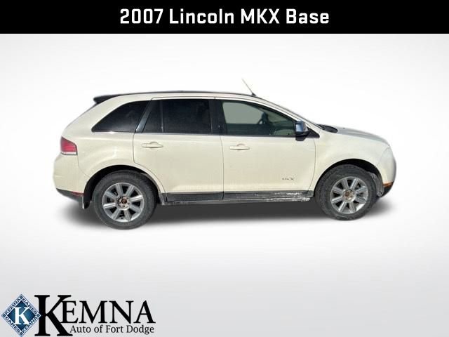 Used 2007 Lincoln MKX Base image 2