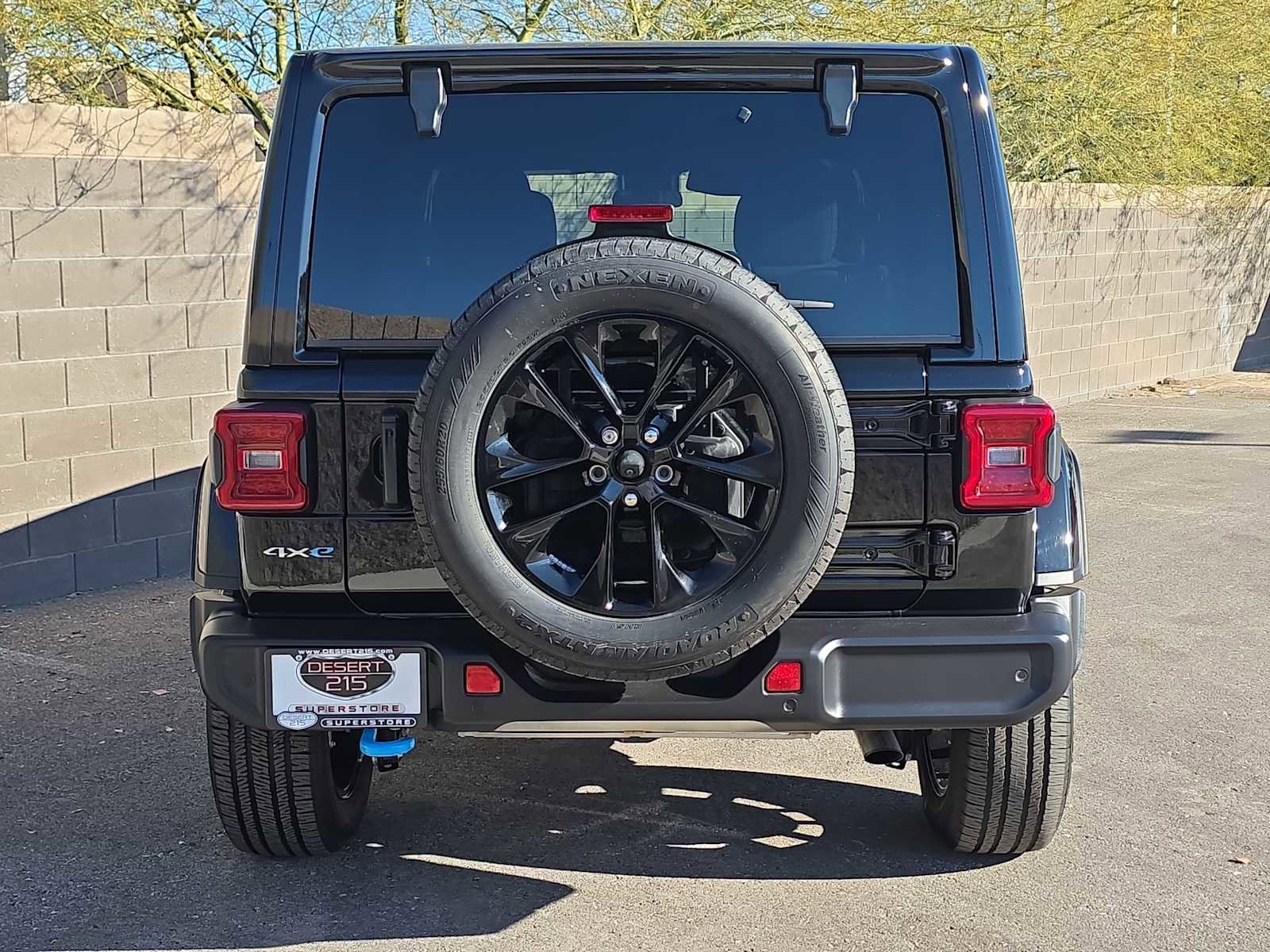 Used 2024 Jeep Wrangler Sahara w/ Safety Group image 8