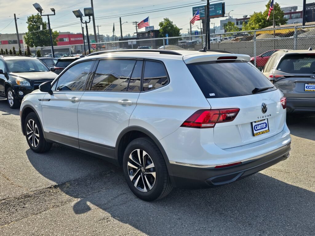 Used 2023 Volkswagen Tiguan S w/ Driver Assistance Package FWD image 5