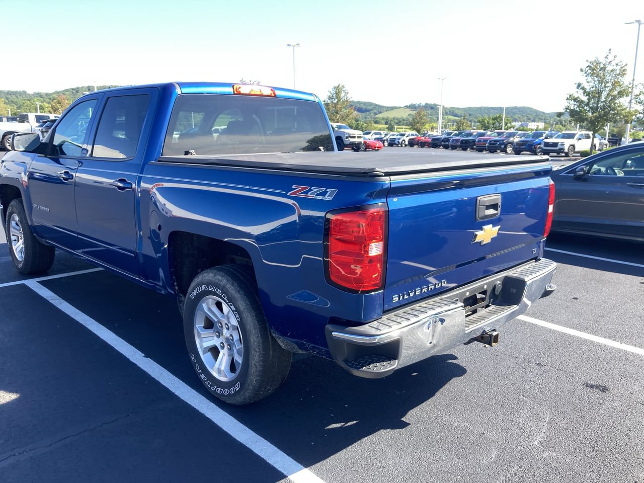 Used 2015 Chevrolet Silverado 1500 LT w/ All Star Edition AWD/4WD image 5