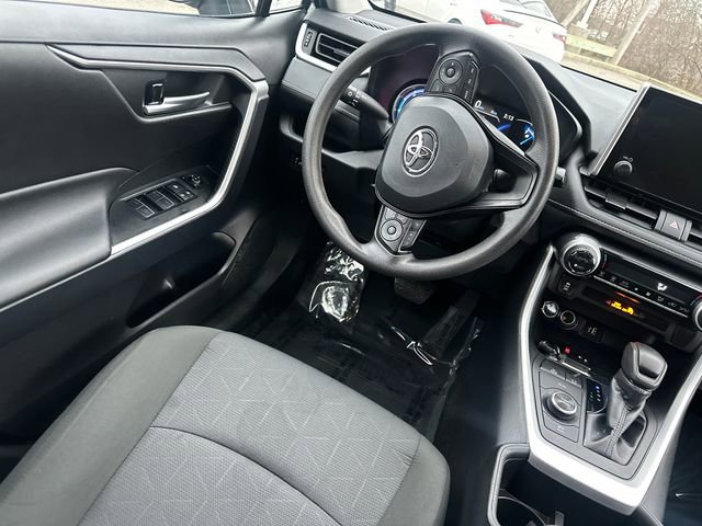 Certified 2025 Toyota RAV4 XLE image 21