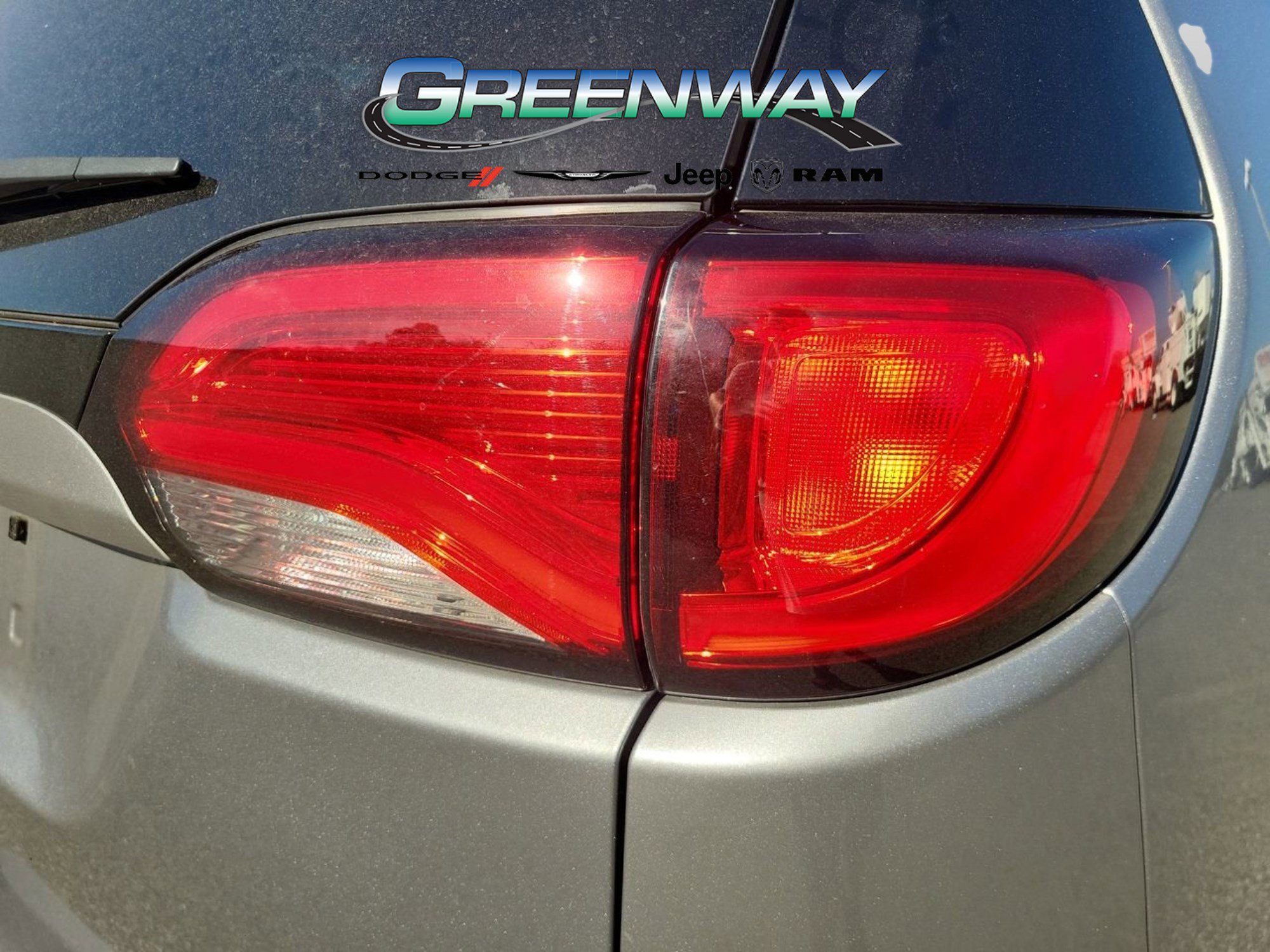 Used 2019 Chrysler Pacifica Limited image 6