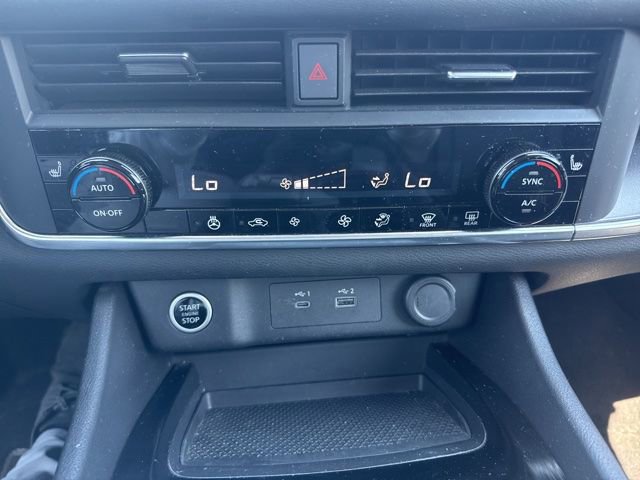 Certified 2023 Nissan Rogue SV w/ SV Premium B Package AWD/4WD image 14