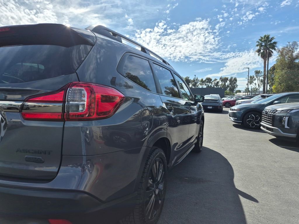 Used 2022 Subaru Ascent Onyx Edition image 5