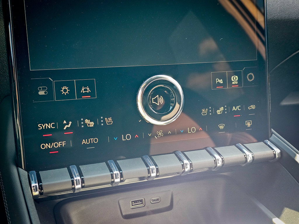 New 2027 GMC Terrain Elevation w/ Elevation Premium Package AWD/4WD image 26