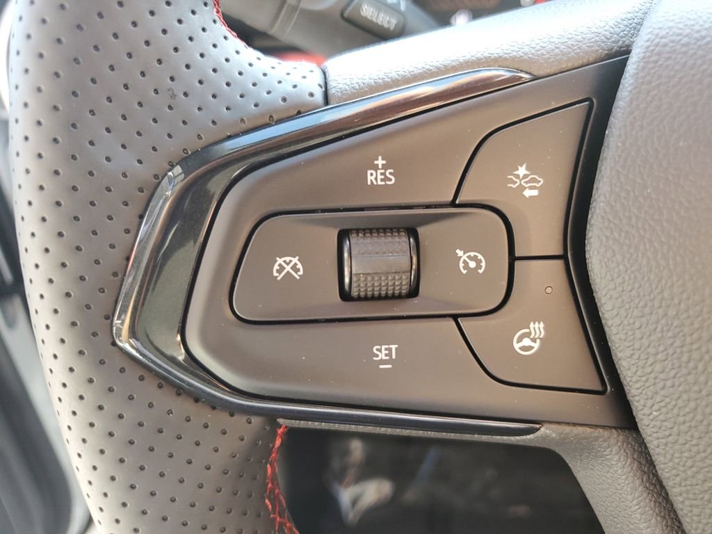 New 2026 Chevrolet Trax RS w/ Sunroof Package image 28