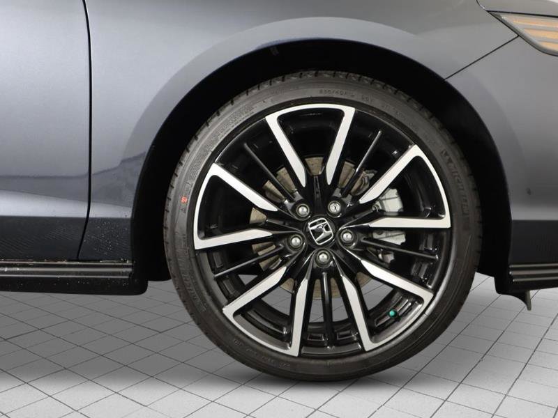 New 2025 Honda Accord Touring image 9