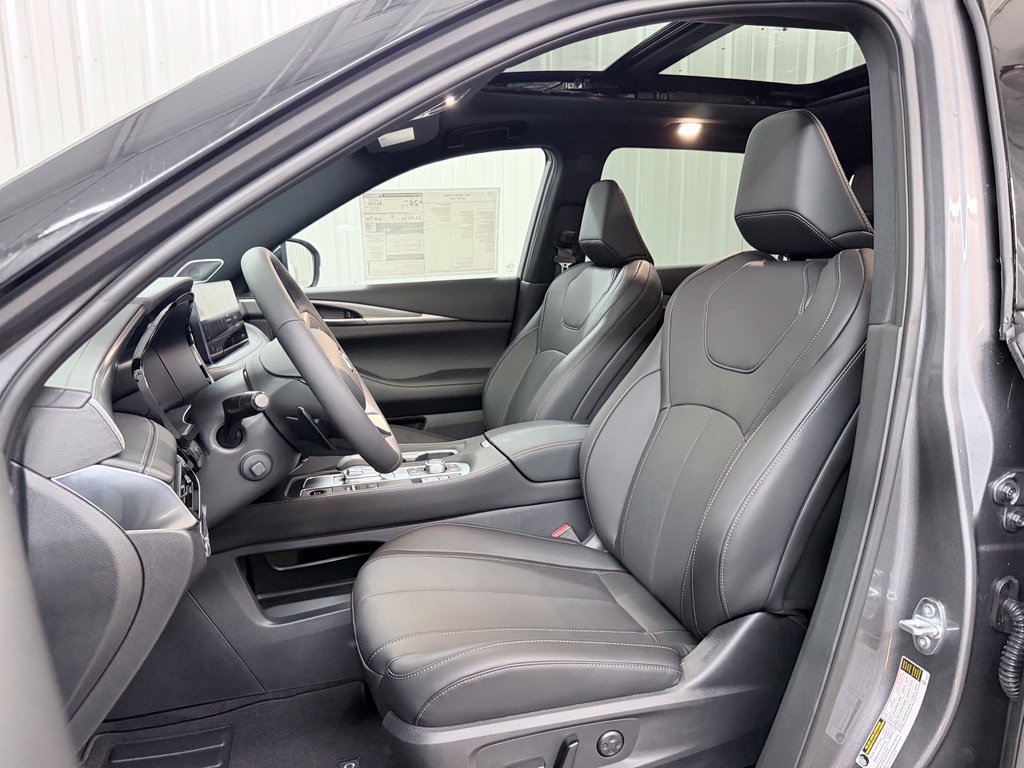 New 2027 INFINITI QX60 Sport w/ Dark Cargo Package AWD/4WD image 13
